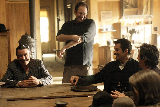 Deadwood - Dreharbeiten - Ian McShane, Timothy Olyphant