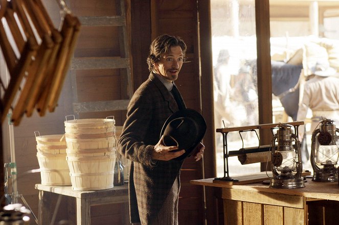 Deadwood - Bullock Returns to the Camp - Van film - John Hawkes