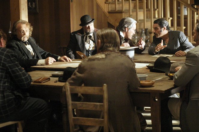 Deadwood - Season 1 - Bestechung - Filmfotos