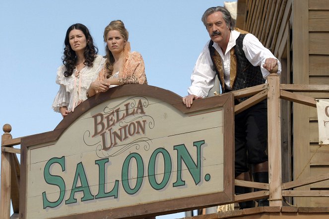 Deadwood - A Lie Agreed Upon: Part I - Photos - Kim Dickens, Powers Boothe