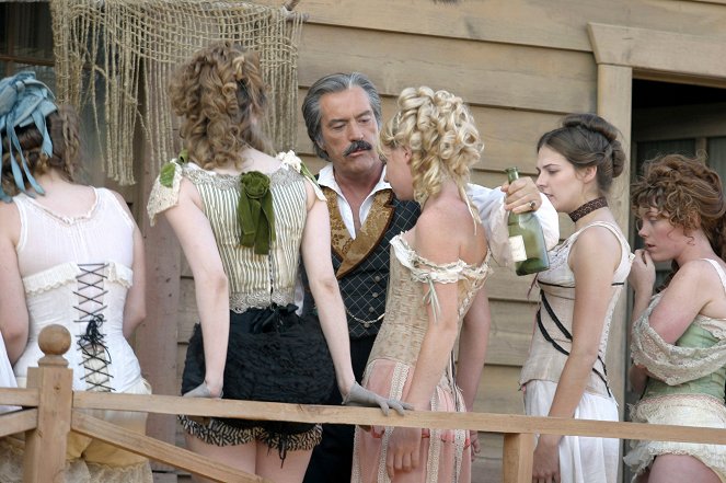 Deadwood - A Lie Agreed Upon: Part I - Z filmu - Powers Boothe