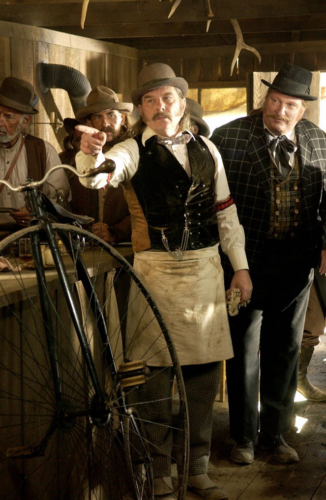 Deadwood - Das Fahrrad - Filmfotos - Leon Rippy