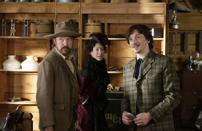 Deadwood - Season 2 - Amalgamation and Capital - Photos