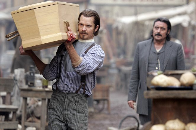 Deadwood - The Whores Can Come - Photos - Timothy Olyphant