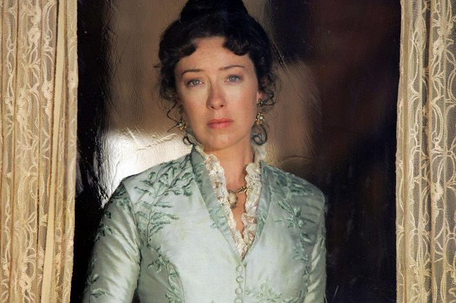 Deadwood - Tell Your God to Ready for Blood - Photos - Robin Weigert