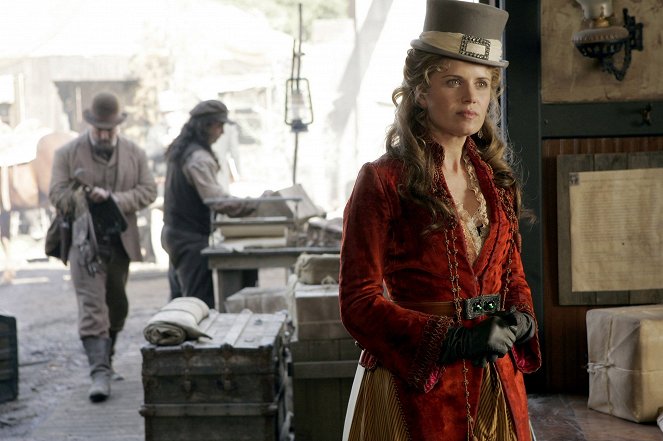 Deadwood - Noc amatérů - Z filmu - Kim Dickens