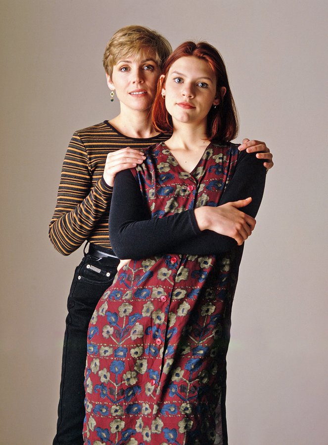 My So-Called Life - Werbefoto - Bess Armstrong, Claire Danes