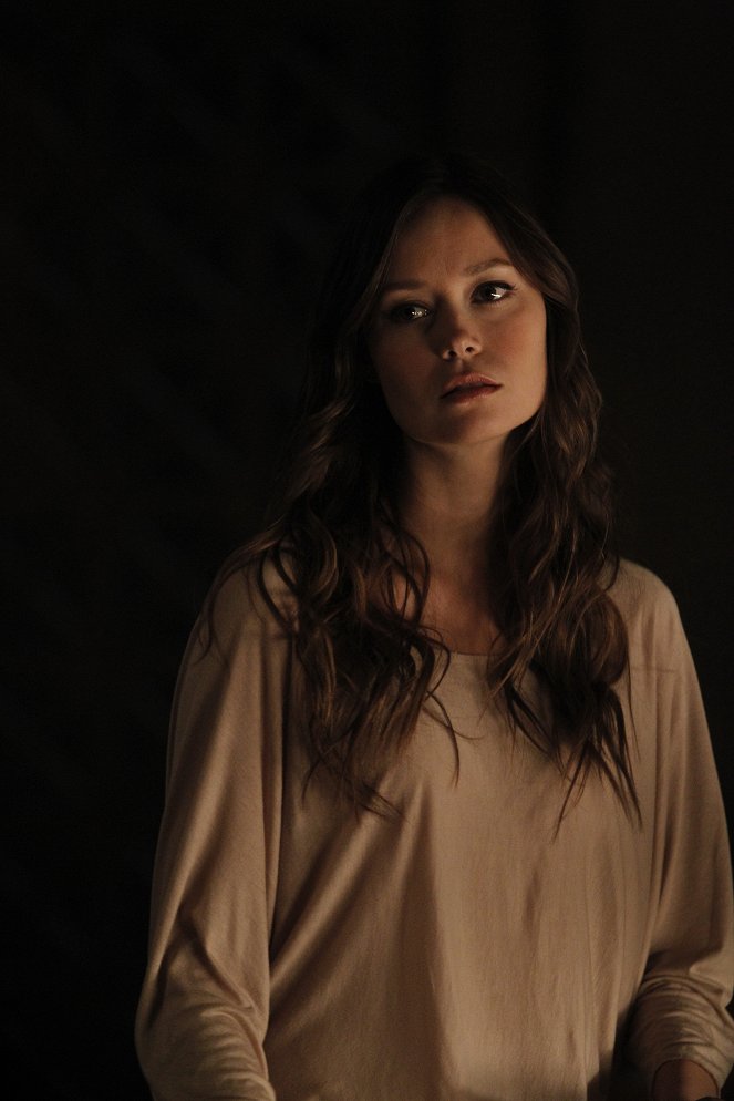 Cape - Promo - Summer Glau