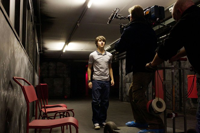 The Sarah Jane Adventures - The Nightmare Man: Part 1 - Tournage - Tommy Knight