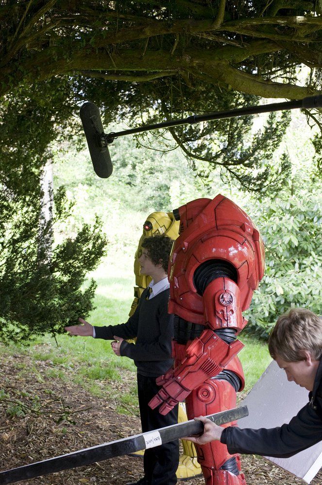 The Sarah Jane Adventures - Vault of Secrets: Part 2 - Tournage - Joe Mason