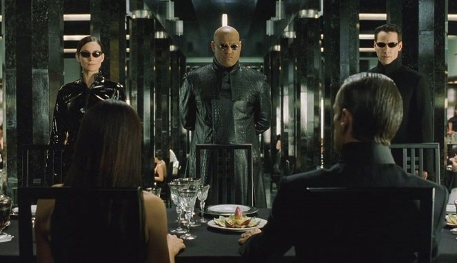 Matrix Reloaded - Z filmu - Carrie-Anne Moss, Laurence Fishburne, Keanu Reeves