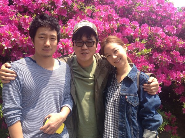 Goryeonghwagajok - Dreharbeiten - Hae-il Park, Je-moon Yoon, Hyo-jin Gong
