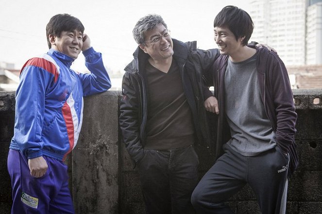 Goryeonghwagajok - Dreharbeiten - Je-moon Yoon, Hae-seong Song, Hae-il Park