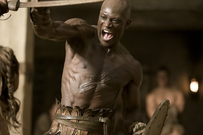 Spartacus: Gods of the Arena - Do filme - Peter Mensah