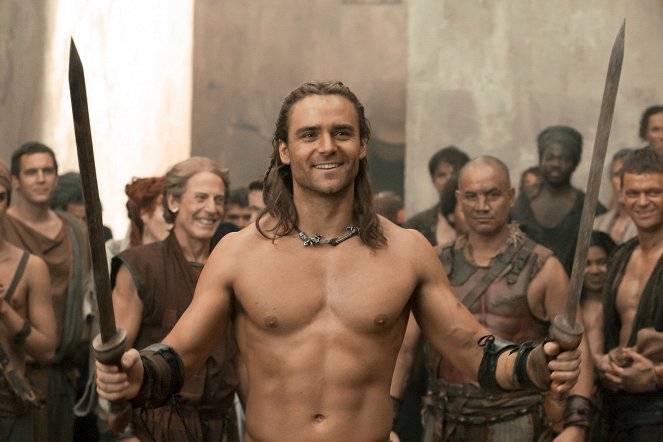 Spartacus: Gods of the Arena - Do filme - Dustin Clare