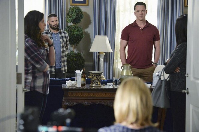 Scandal - Season 4 - The State of the Union - Photos - Guillermo Díaz