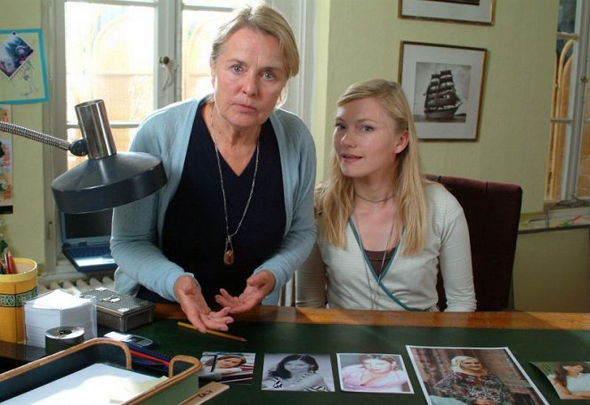 Zwei Millionen suchen einen Vater - Film - Petra Kelling, Johanna-Christine Gehlen