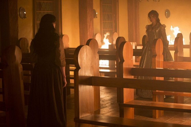 Salem - The Witching Hour - Do filme - Janet Montgomery, Lucy Lawless