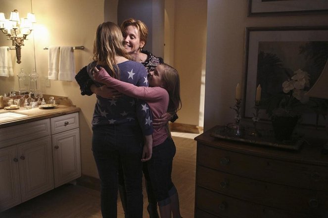 Nashville - First to Have a Second Chance - Photos