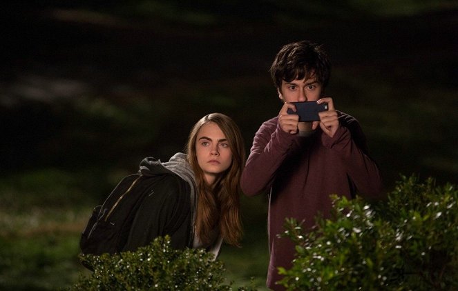 Paper Towns - Photos - Cara Delevingne, Nat Wolff
