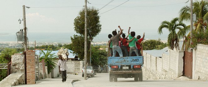 Port-au-Prince, Dimanche 4 Janvier - Film