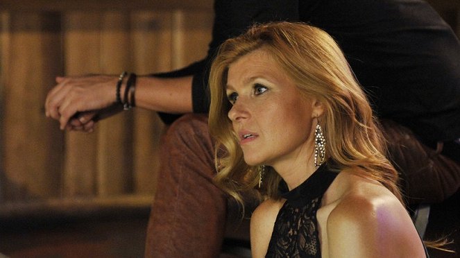 Nashville - Season 1 - Lovesick Blues - De la película - Connie Britton