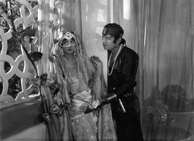 A bagdadi tolvaj - Filmfotók - Julanne Johnston, Douglas Fairbanks