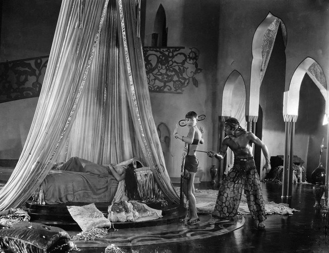 Zloděj z Bagdádu - Z filmu - Anna May Wong, Douglas Fairbanks