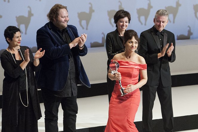 Slavnostní zakončení MFF Karlovy Vary 2015 - Kuvat elokuvasta - Ólafur Darri Ólafsson, Alena Mihulová