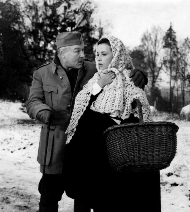 Diary of a Chambermaid - Photos - Daniel Ivernel, Jeanne Moreau