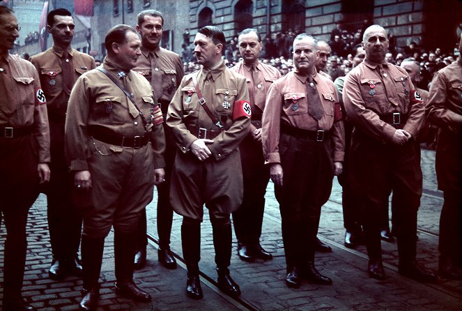Hitler: Osudová přitažlivost - Z filmu
