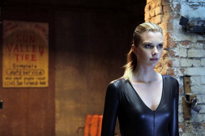 Stitchers - Z filmu - Emma Ishta