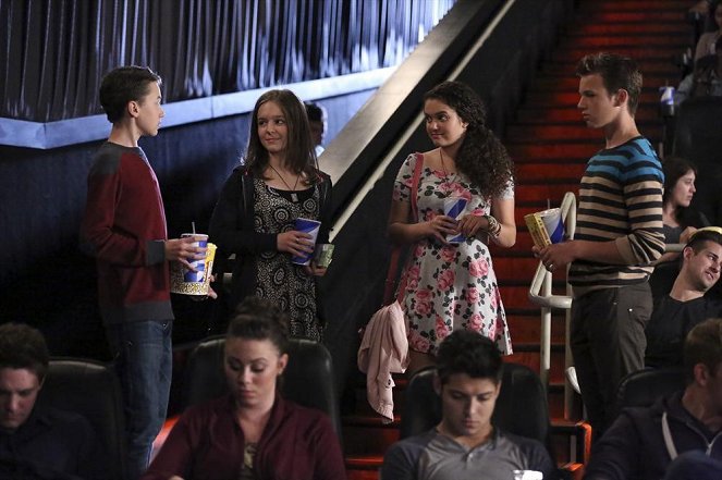 The Fosters - Season 2 - Light of Day - Photos - Hayden Byerly, Izabela Vidovic, Madison Pettis, Gavin MacIntosh