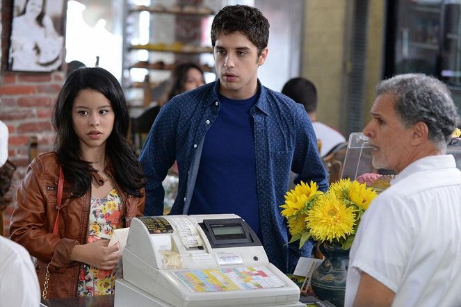 The Fosters - Season 2 - Not That Kind of Girl - Photos - Cierra Ramirez, David Lambert, Tony Plana