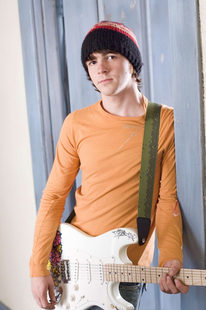 Yours, Mine and Ours - Photos - Drake Bell
