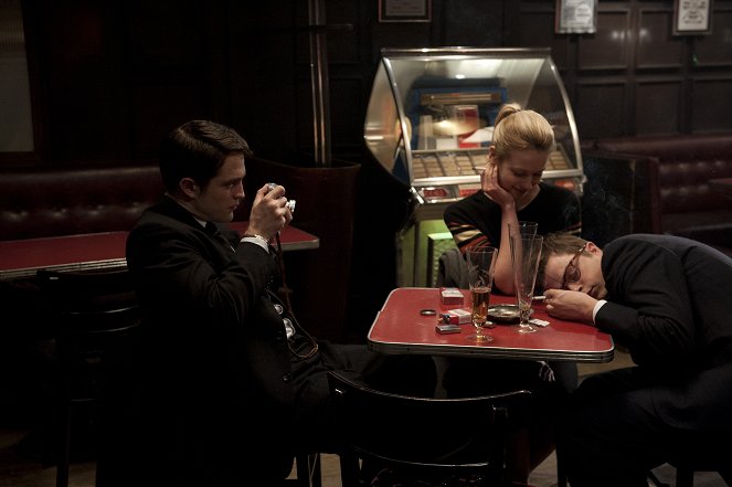 Life - Van film - Robert Pattinson, Kristen Hager, Dane DeHaan