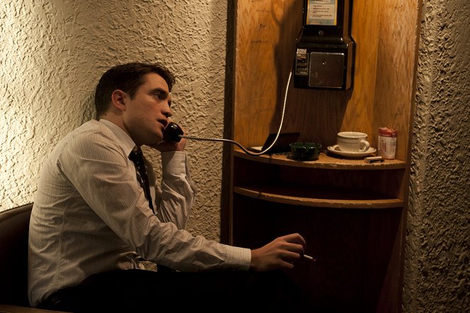 Life - Do filme - Robert Pattinson