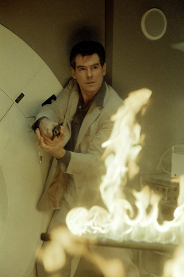 James Bond: Dnes neumieraj - Z filmu - Pierce Brosnan