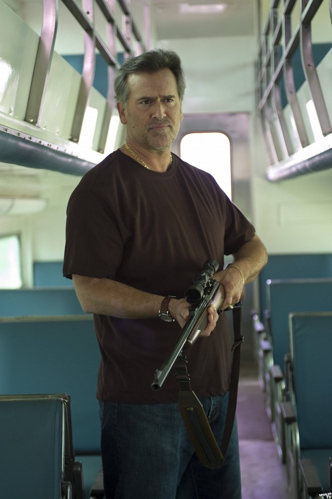 Agent - Friends and Family - Z filmu - Bruce Campbell