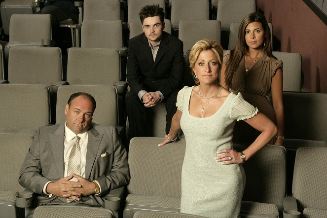 Die Sopranos - Werbefoto - James Gandolfini, Robert Iler, Edie Falco, Jamie-Lynn Sigler