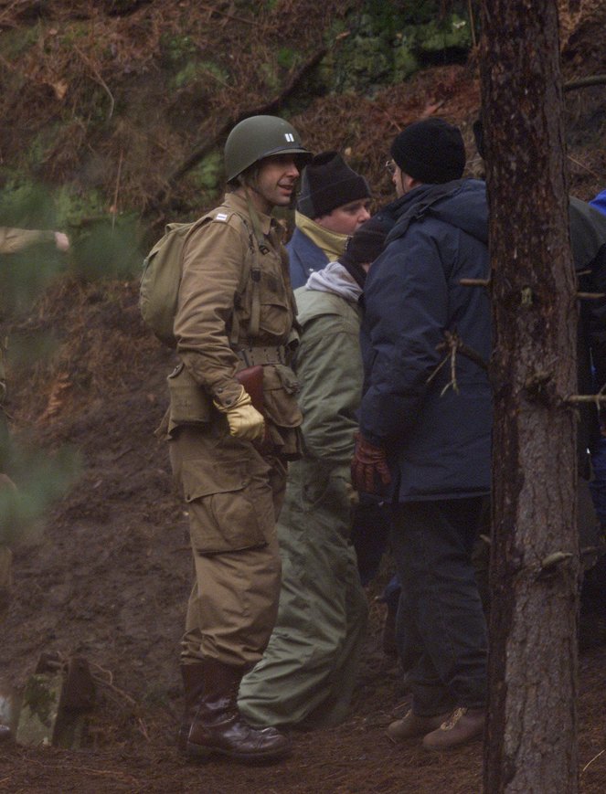 Band of Brothers - Currahee - Making of - David Schwimmer