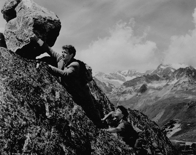 Third Man on the Mountain - Do filme - James MacArthur, Janet Munro