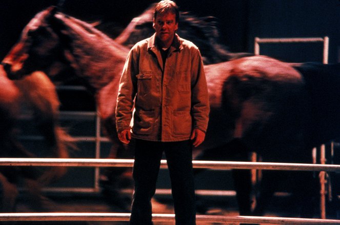 Lóhalálában - Filmfotók - Kiefer Sutherland