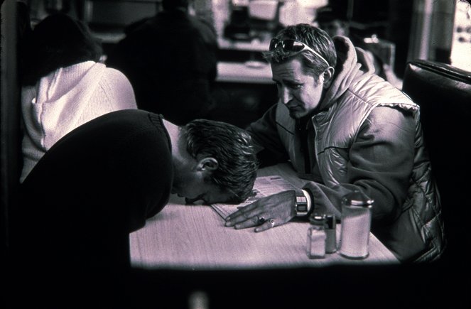 Lóhalálában - Filmfotók - Kiefer Sutherland