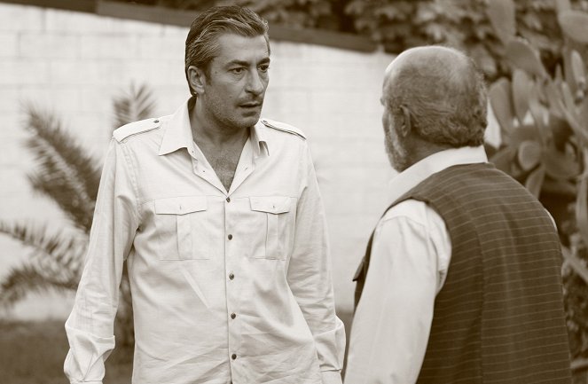 Dila Hanım - De la película - Erkan Petekkaya