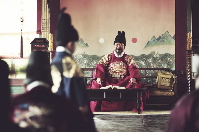 A trón - Filmfotók - Kang-ho Song