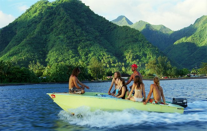 The Ultimate Wave Tahiti - Photos