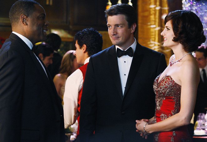 Castle - Home Is Where the Heart Stops - Photos - Joseph C. Phillips, Nathan Fillion, Stana Katic