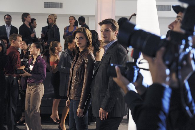 Castle - Inventing the Girl - Photos - Stana Katic, Nathan Fillion