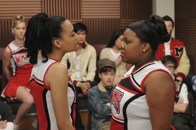 Glee - Season 1 - Laryngitis - Photos - Naya Rivera, Amber Riley
